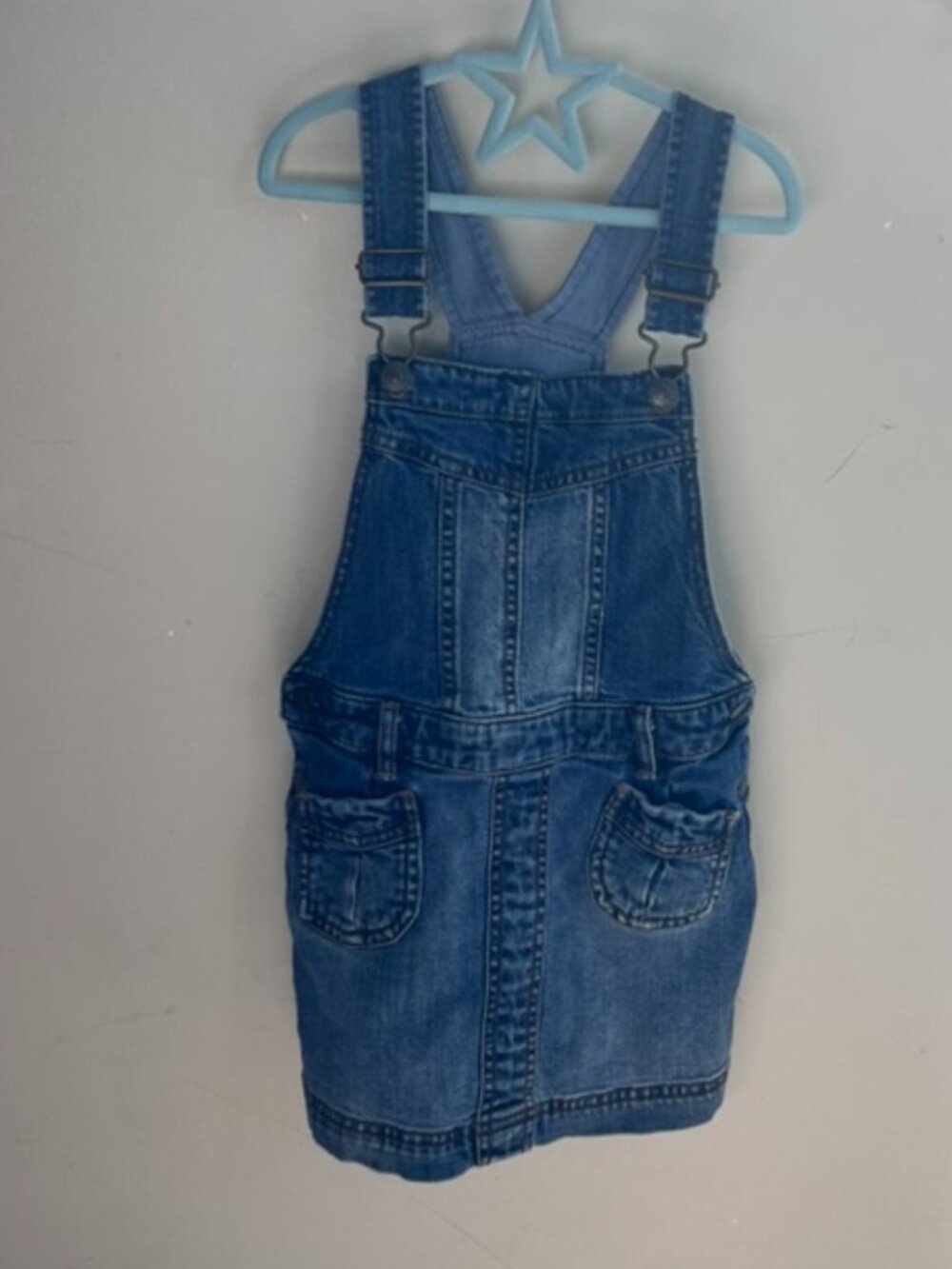 🌊💙 FatFace South Coast Denim Overall Dress – Kids 4/5Y – Dark Denim 💙🌊